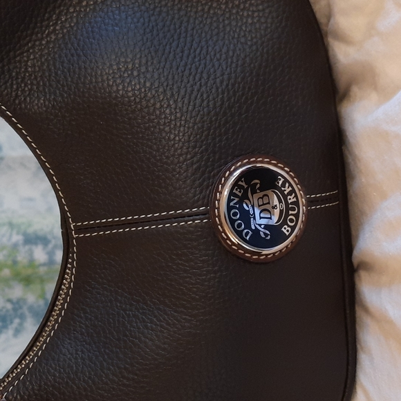 Dooney and Burke small hobo purse great condition , tags in pockets leather - Picture 4 of 12